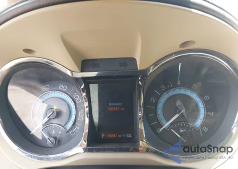 2013 Buick Lacrosse Leather Group z USA, uszkodzony, nr VIN 1G4GC5E31DF226293